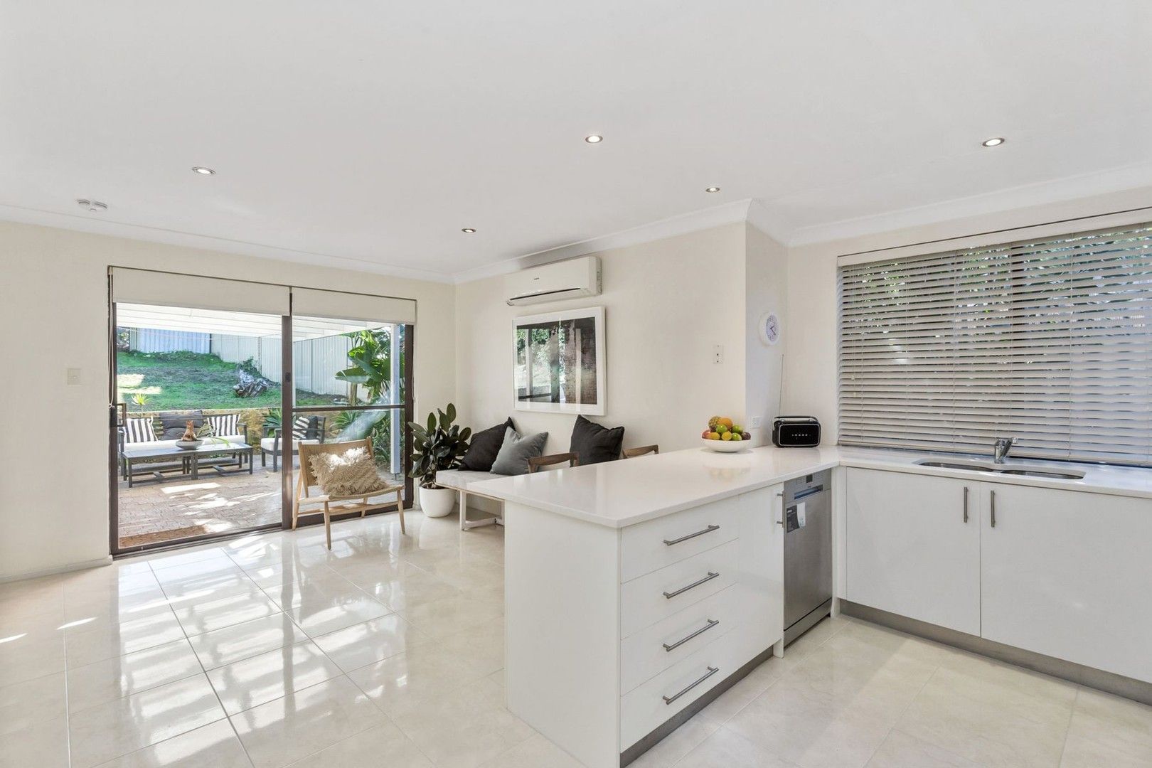 3 bedrooms House in 87B Calais Road SCARBOROUGH WA, 6019