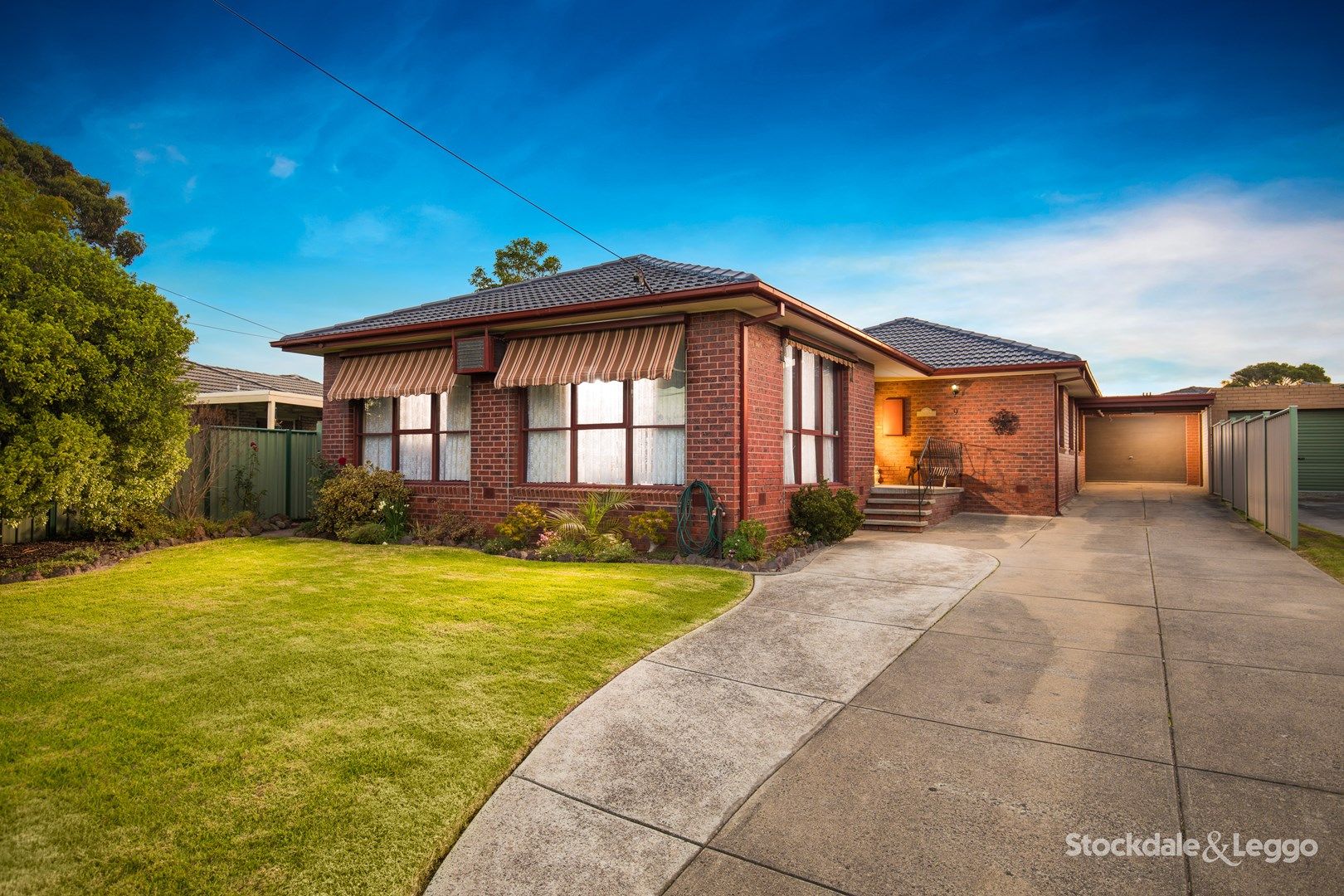 9 Linacre Crescent, Gladstone Park VIC 3043, Image 0