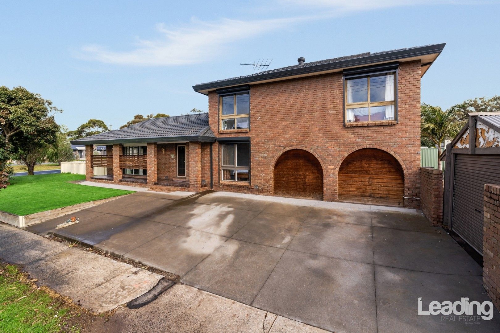4 bedrooms House in 322 Elizabeth Drive SUNBURY VIC, 3429