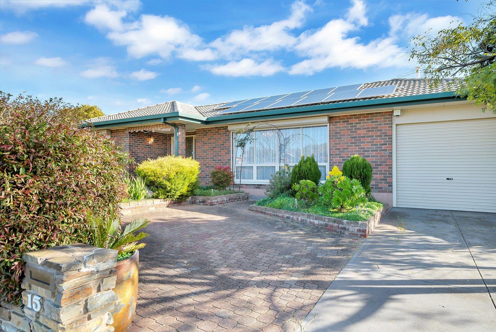 15 Applecross Avenue, Morphett Vale SA 5162, Image 2