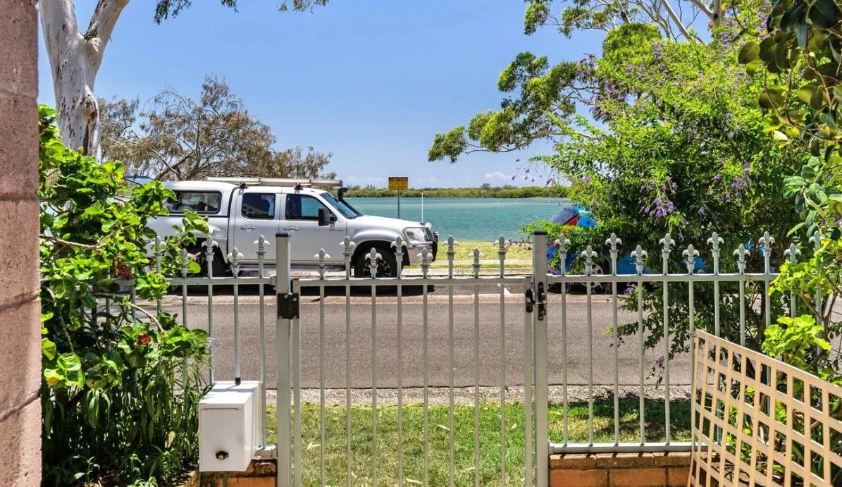54B Picnic Point Esplanade, Maroochydore QLD 4558