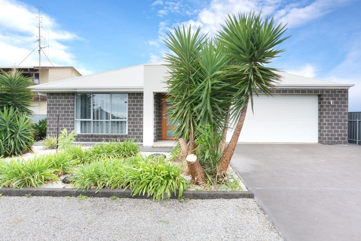 3 bedrooms House in 70 Woodforde Drive NORTH BEACH SA, 5556