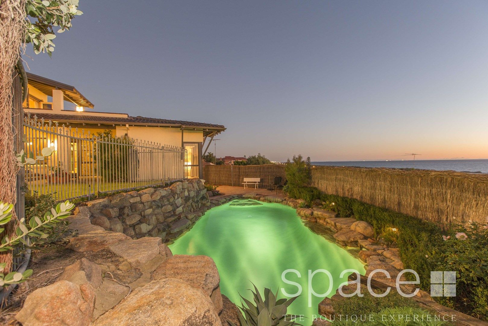 7 Warri Road, City Beach WA 6015, Image 0