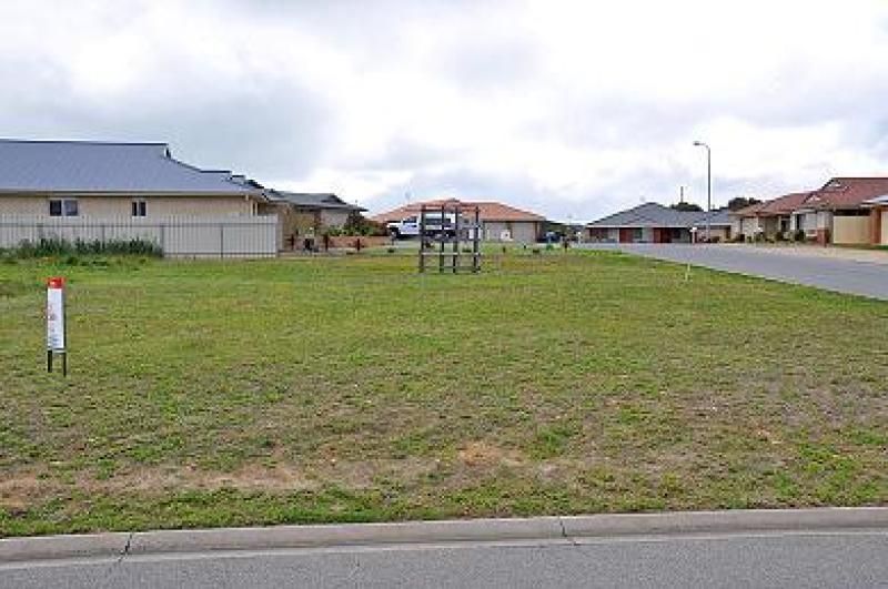 13 Dittmar Court, Goolwa Beach SA 5214, Image 0