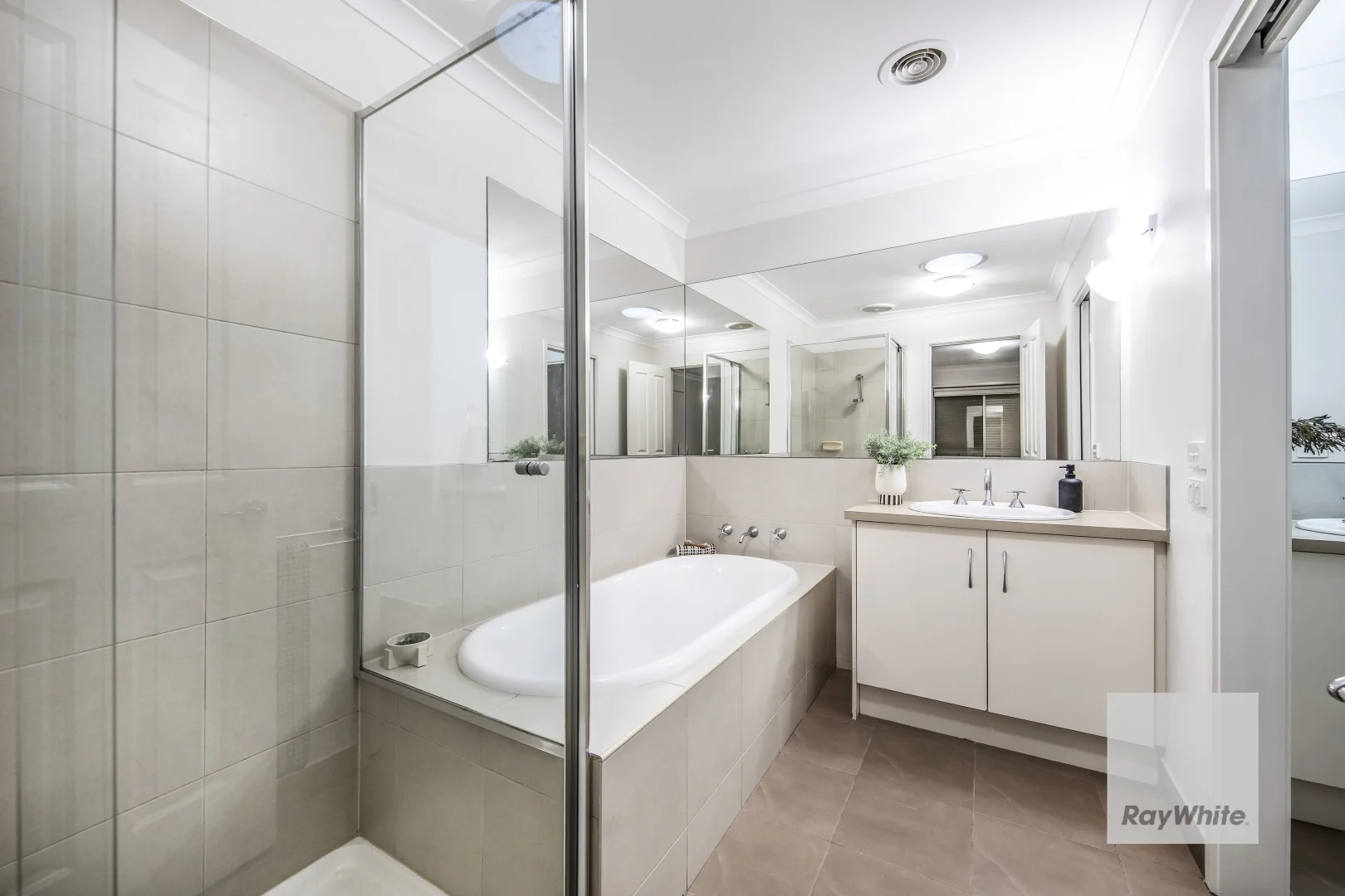 Additional image 12 of 6 Clarence Way, Taylors Hill VIC 3037