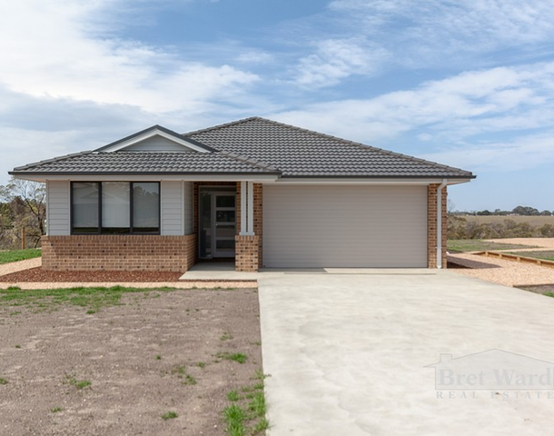 7 Morecroft Rise, Eagle Point VIC 3878