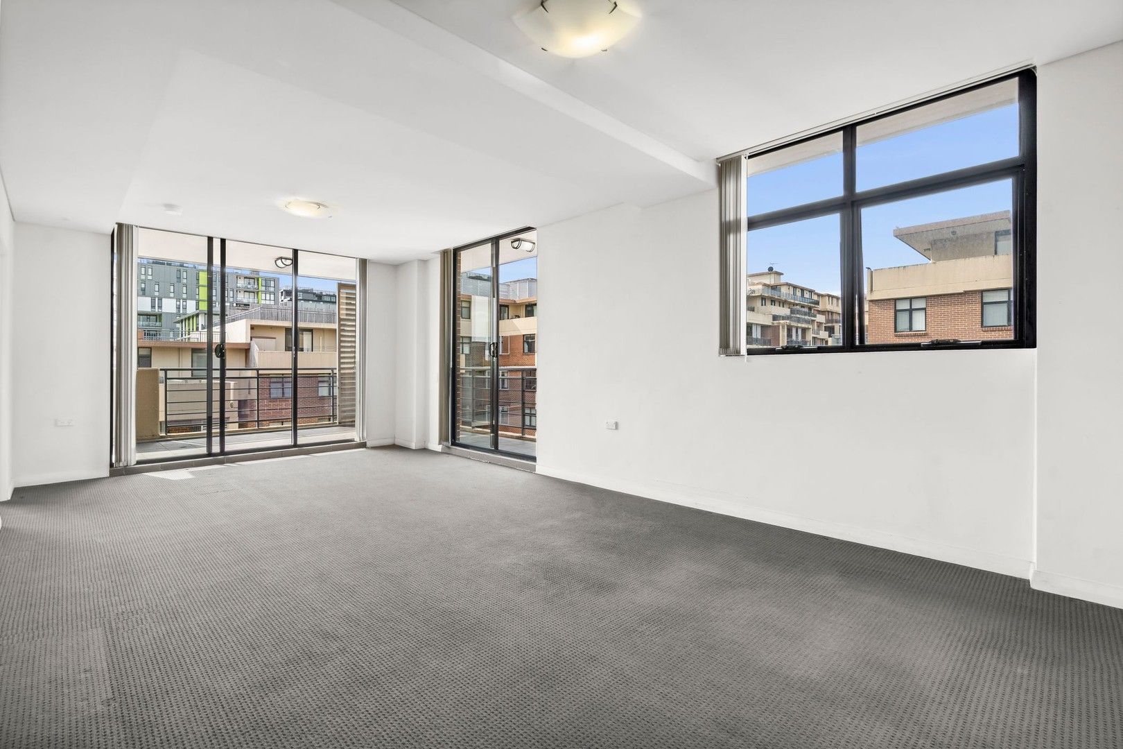 2 bedrooms Apartment / Unit / Flat in 4132/10 Porter Street MEADOWBANK NSW, 2114