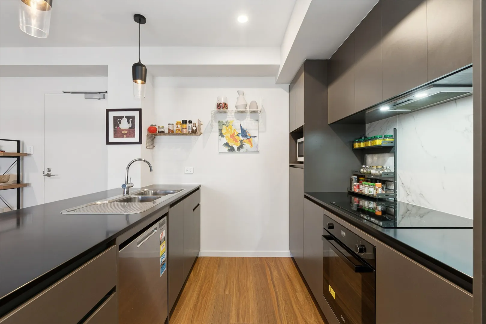 Apartment in Dianella - More