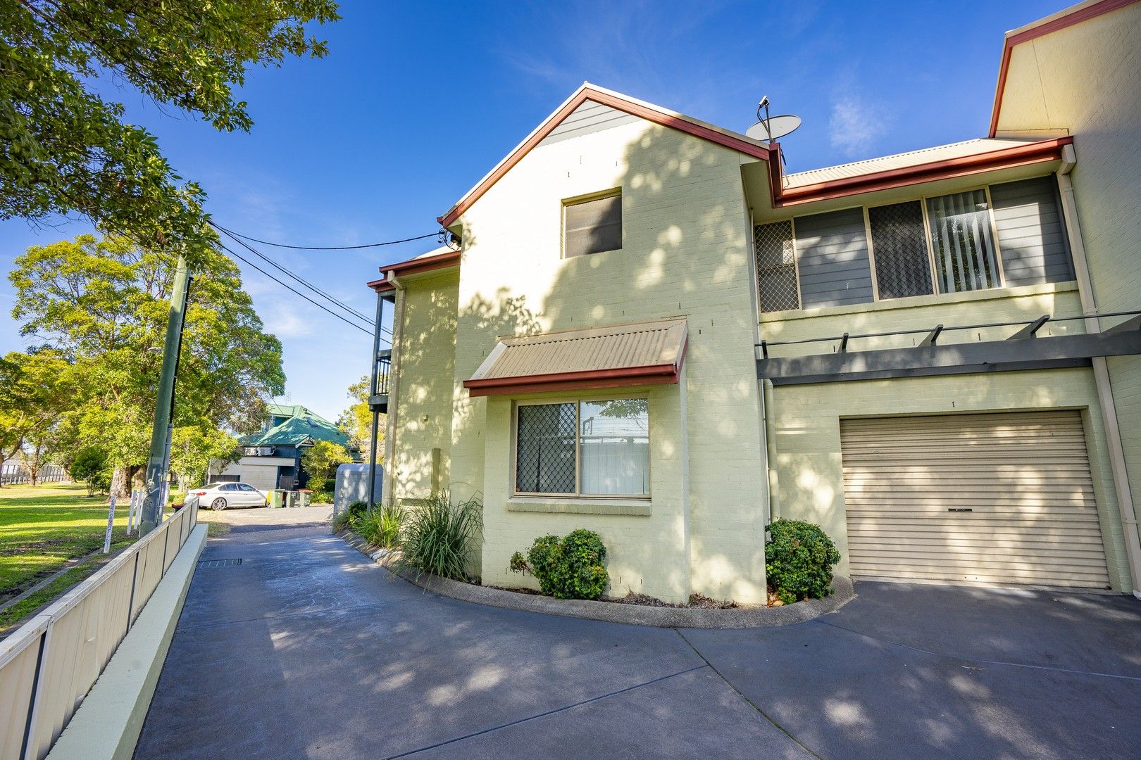 2 bedrooms House in 1/2 Eva Street HAMILTON NSW, 2303