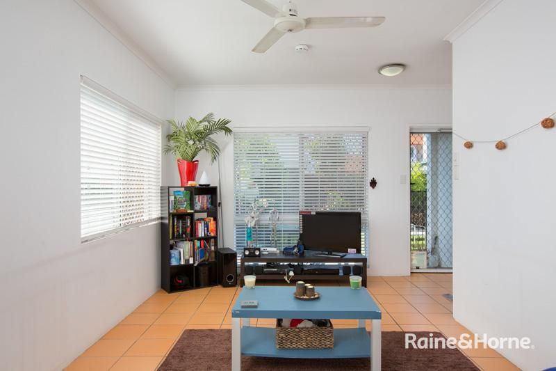 6/3 Boden Street, Yorkeys Knob QLD 4878, Image 2