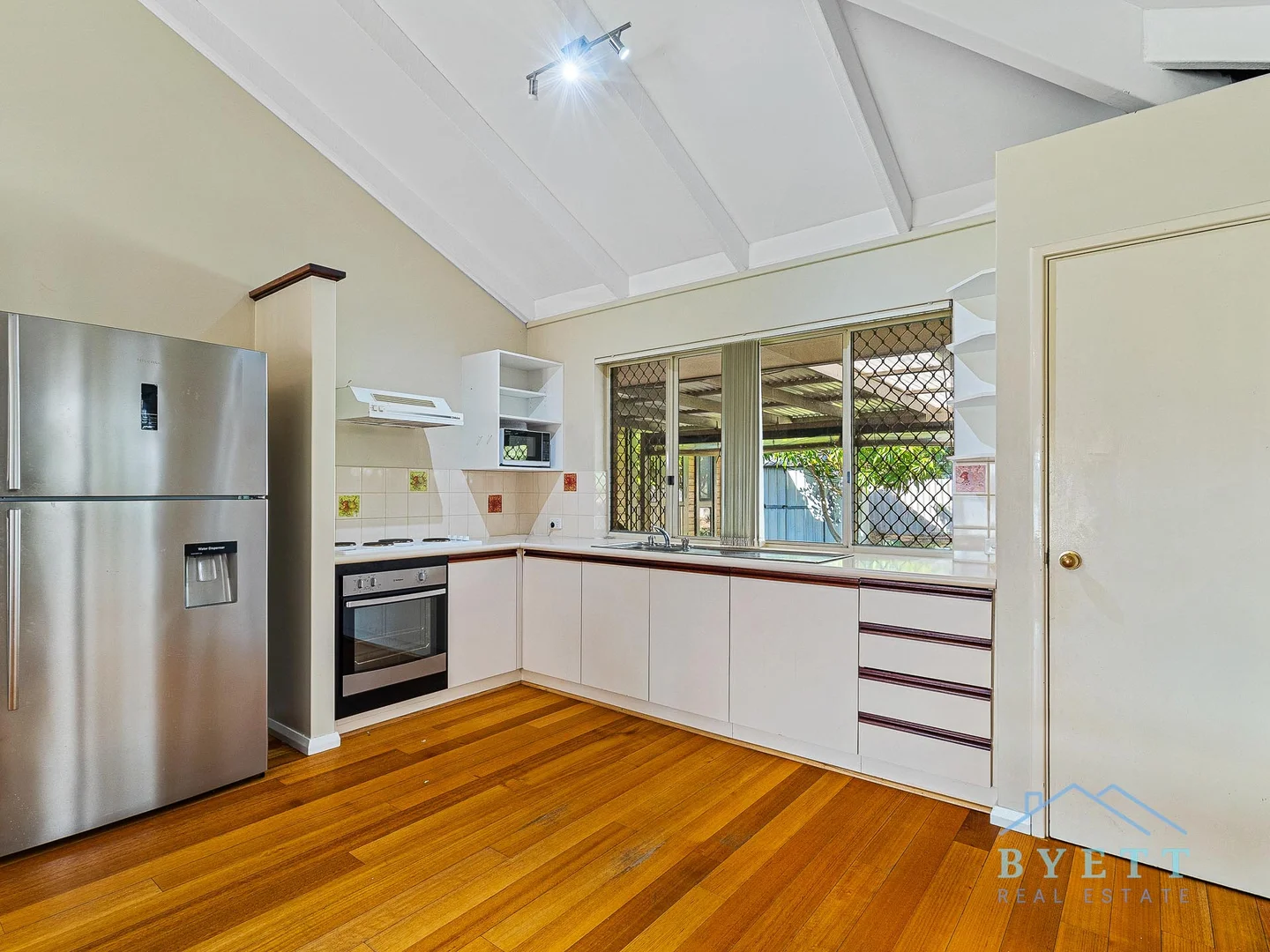 Additional image 20 of 30 stepmoon Street, Falcon WA 6210