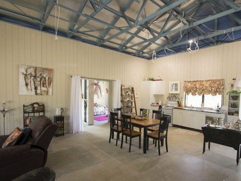 360 Manteuffel Road, Ropeley QLD 4343, Image 2