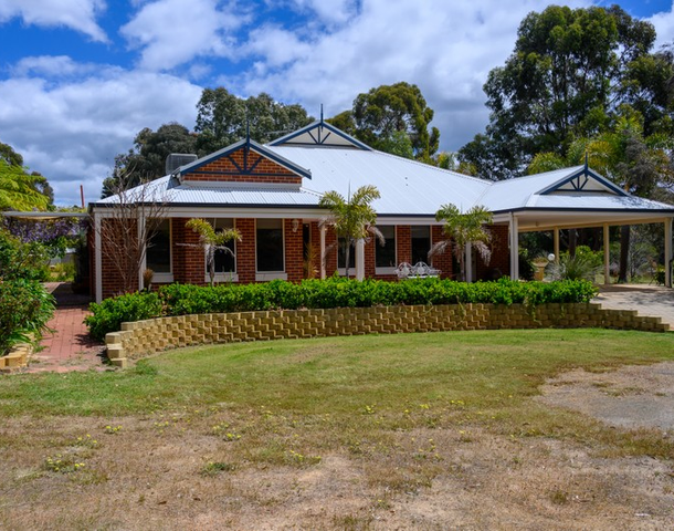 35 Little Bunning Road, Gidgegannup WA 6083