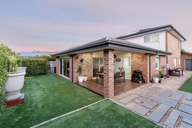 Picture of 22 Sandarra Boulevard, SANDHURST VIC 3977