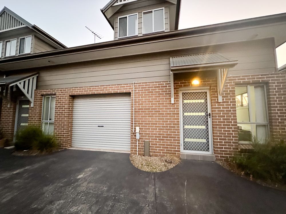 3 bedrooms House in 3/117 Victoria Street WERRINGTON NSW, 2747