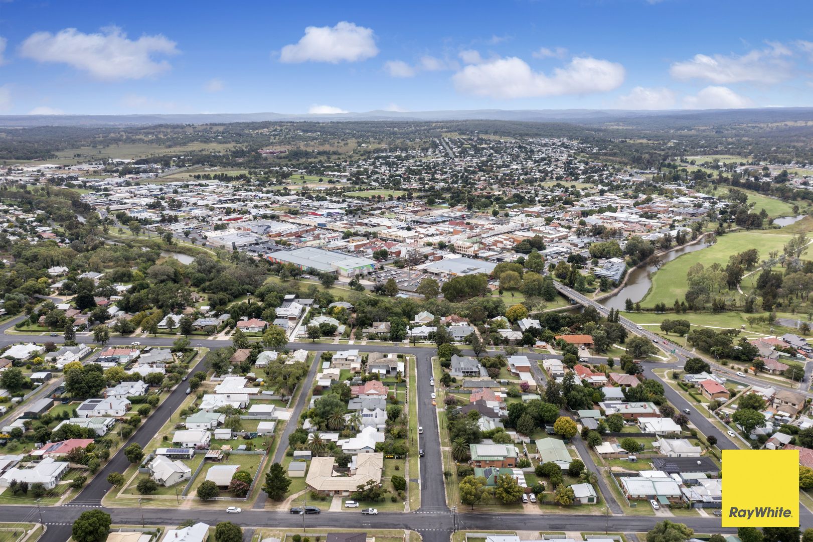 Unit 1-4/10 High Street, Inverell NSW 2360, Image 1