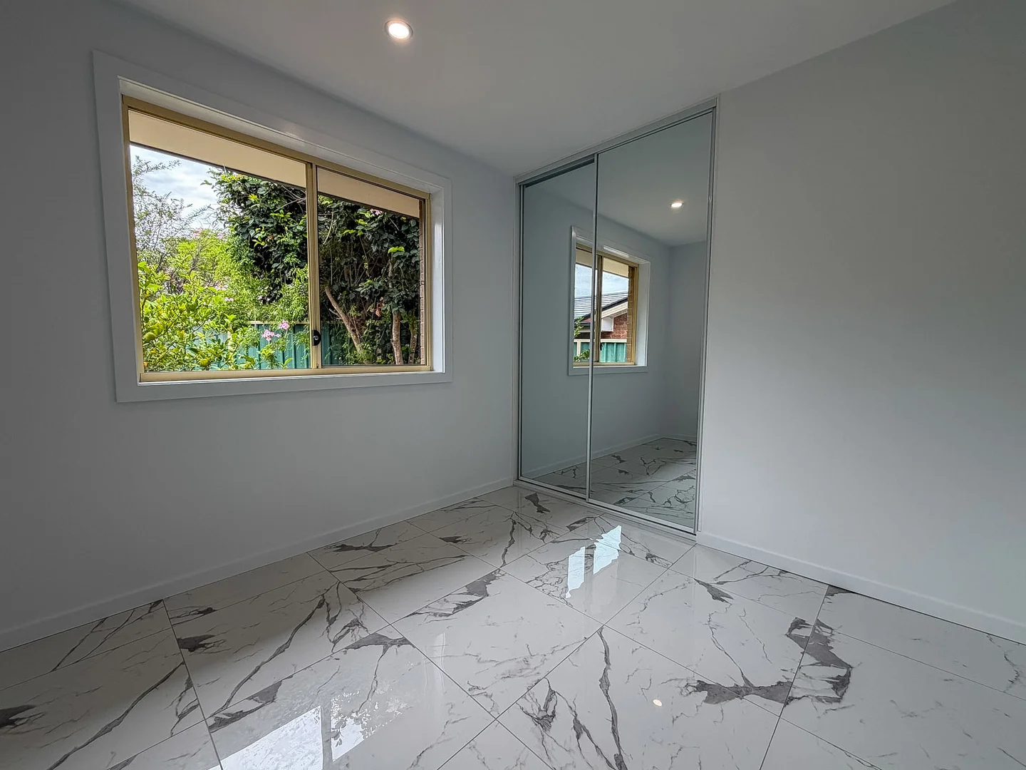 Additional image 4 of 4a Page Close, Minto NSW 2566