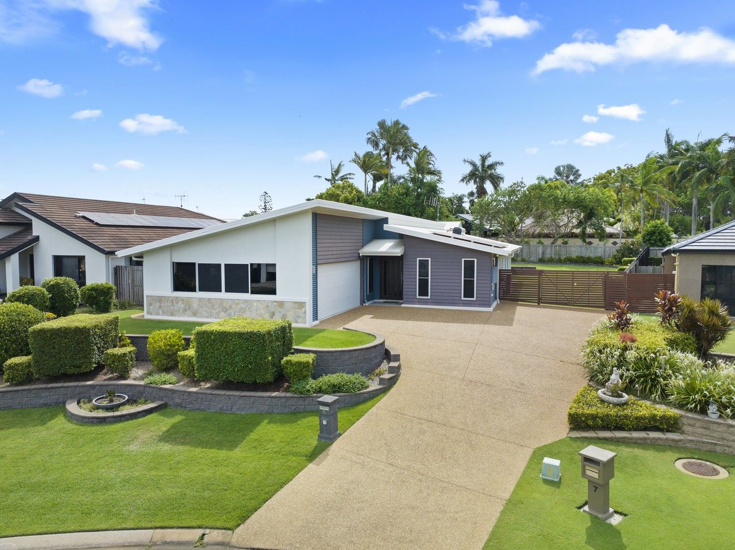 5 Camplin Court, Branyan QLD 4670, Image 0