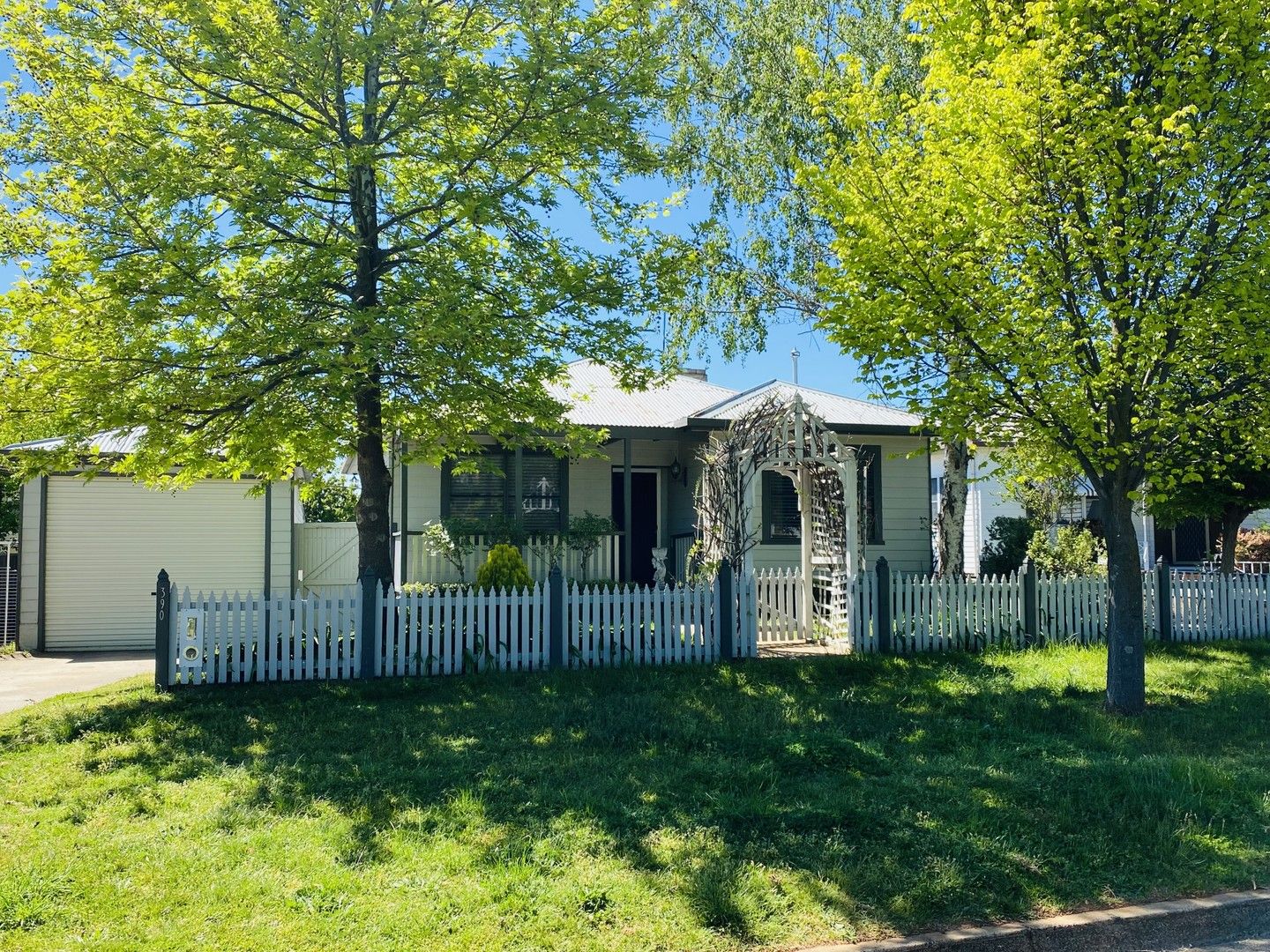 3 bedrooms House in 390 Lords Place ORANGE NSW, 2800