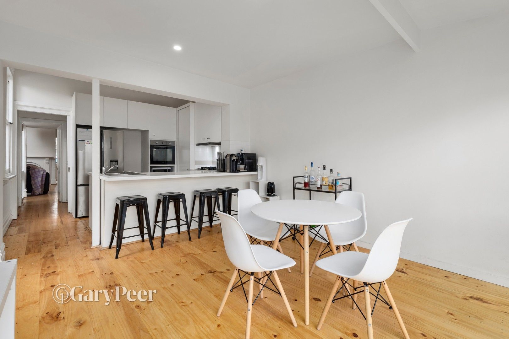 4 bedrooms Terrace in 267 Inkerman Street ST KILDA EAST VIC, 3183