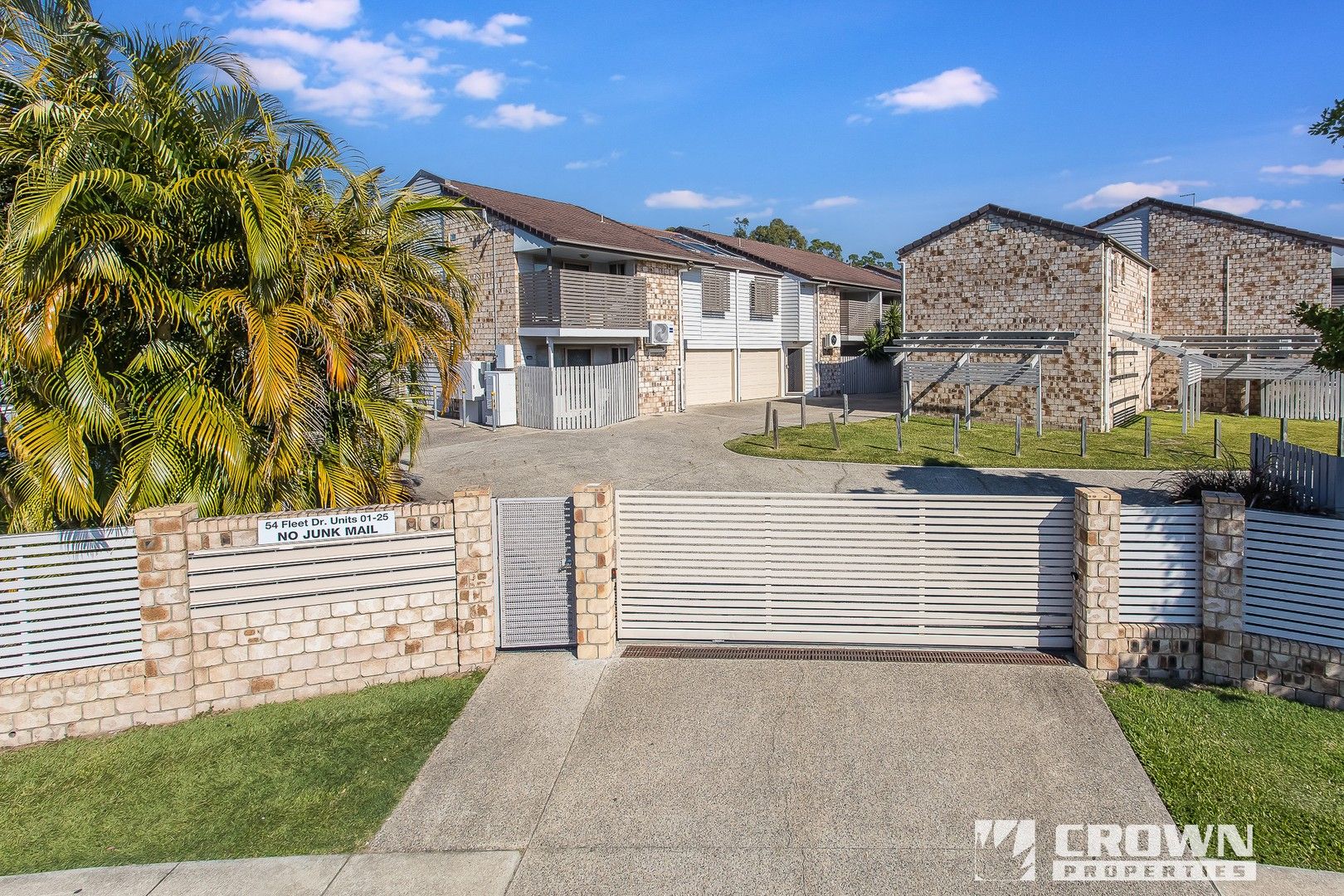 3 bedrooms Apartment / Unit / Flat in 20/48-54 Fleet Drive KIPPA-RING QLD, 4021
