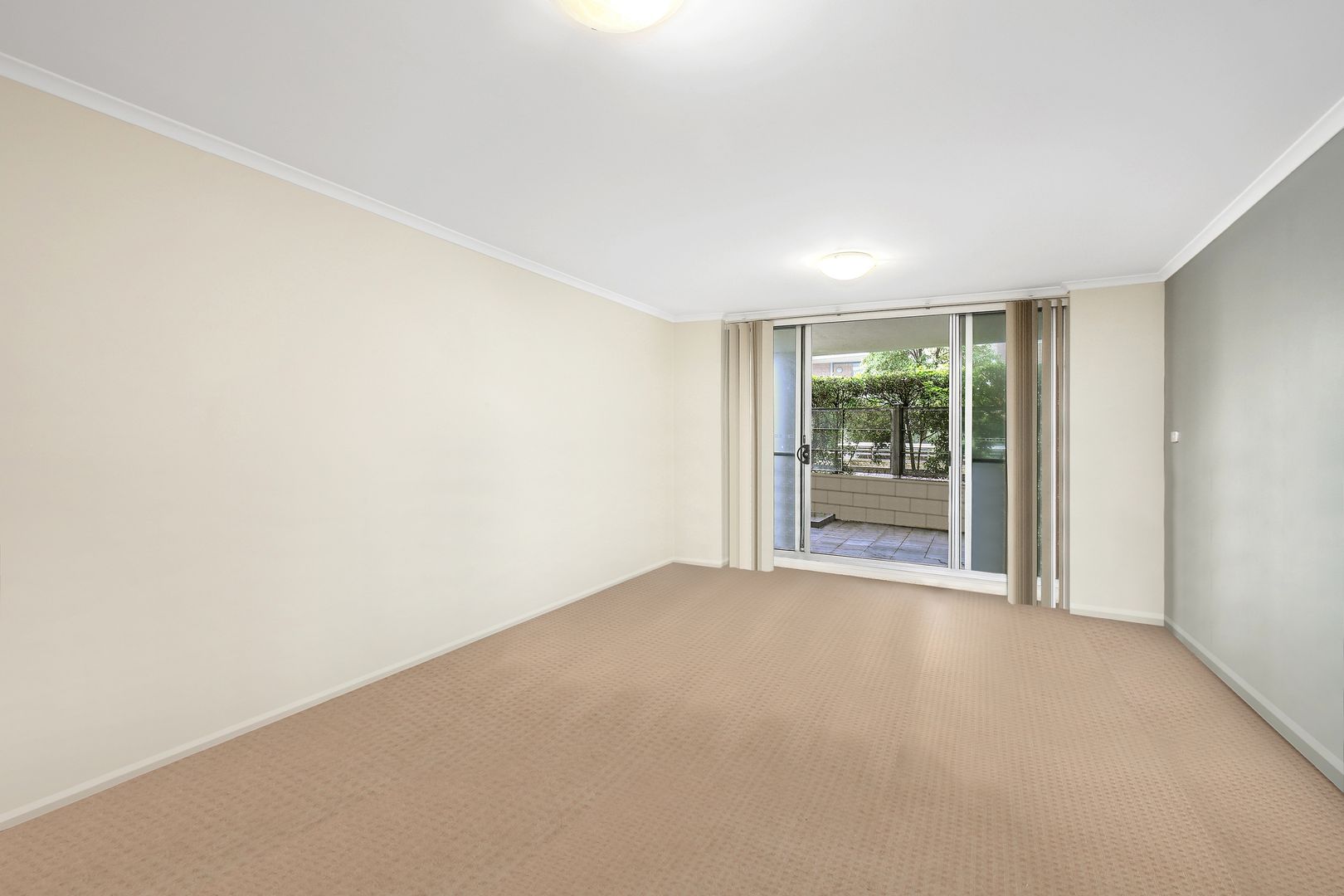 201/80 John Whiteway Drive, Gosford NSW 2250, Image 2