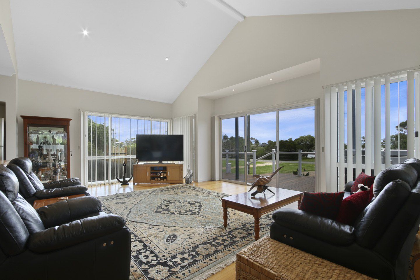 183 Western Boulevard, Raymond Island VIC 3880, Image 2