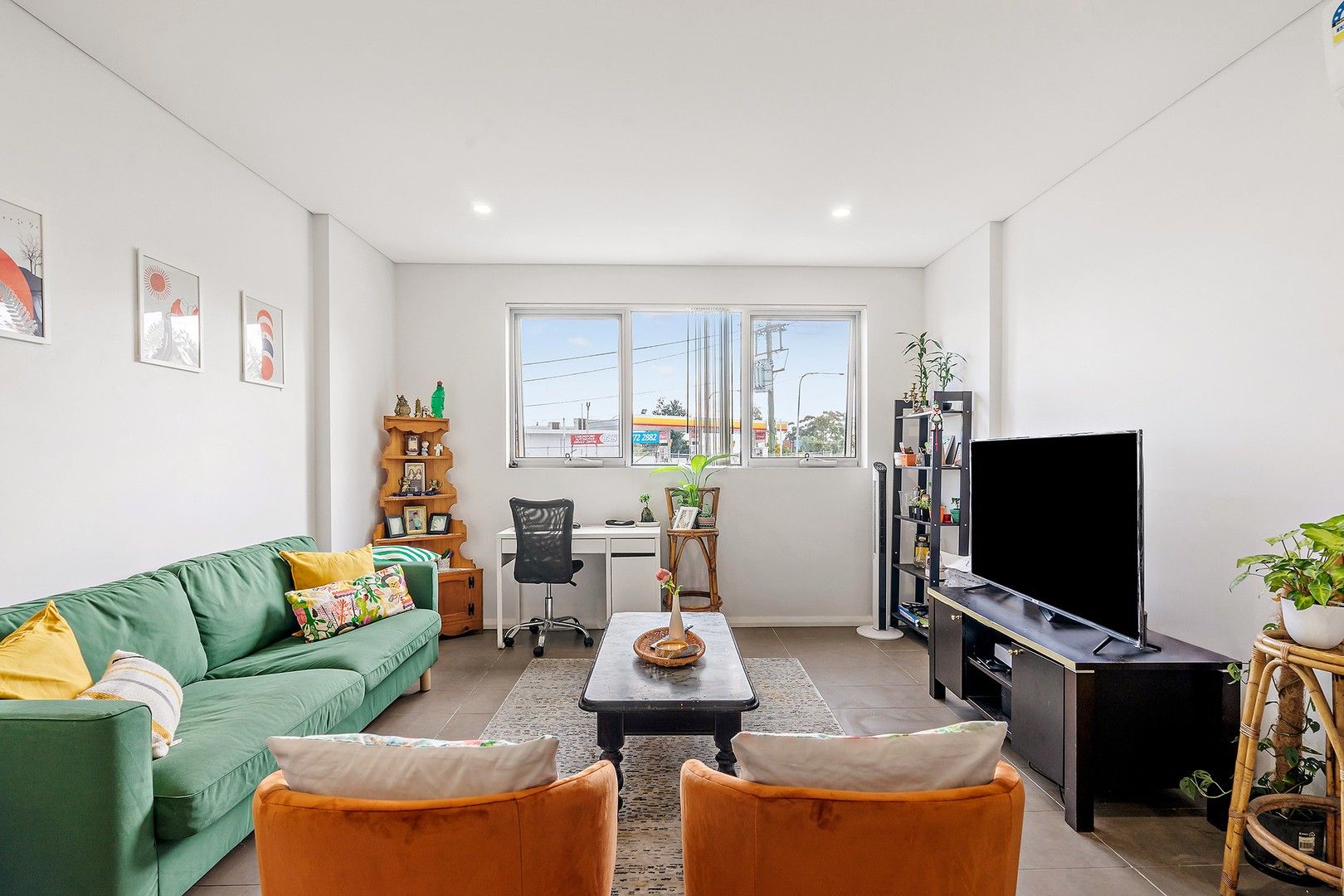 2 bedrooms Apartment / Unit / Flat in 6/114-116 Adderton Road CARLINGFORD NSW, 2118