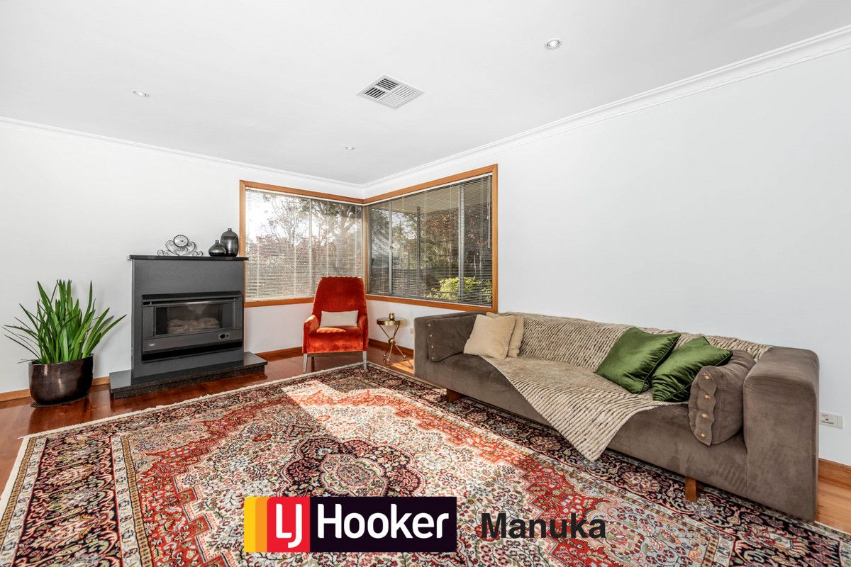 4 Medley Street, Chifley ACT 2606, Image 2