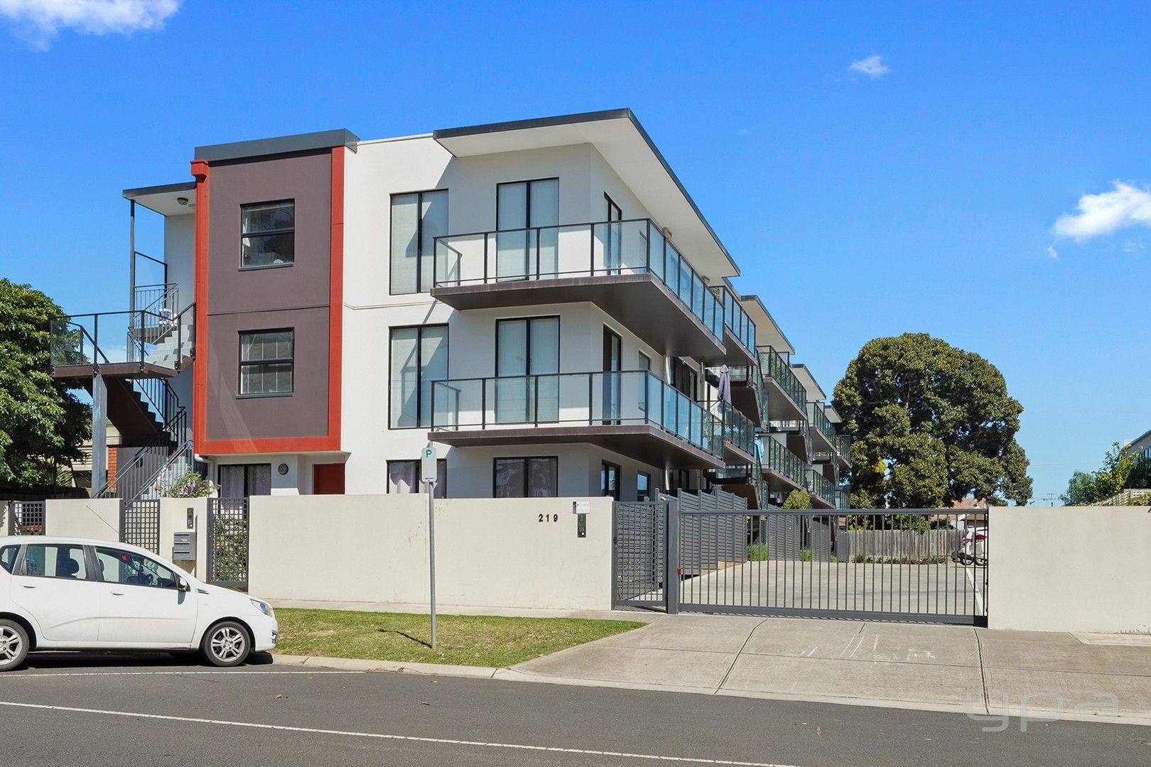 2 bedrooms Apartment / Unit / Flat in 16/219 Watton Street WERRIBEE VIC, 3030