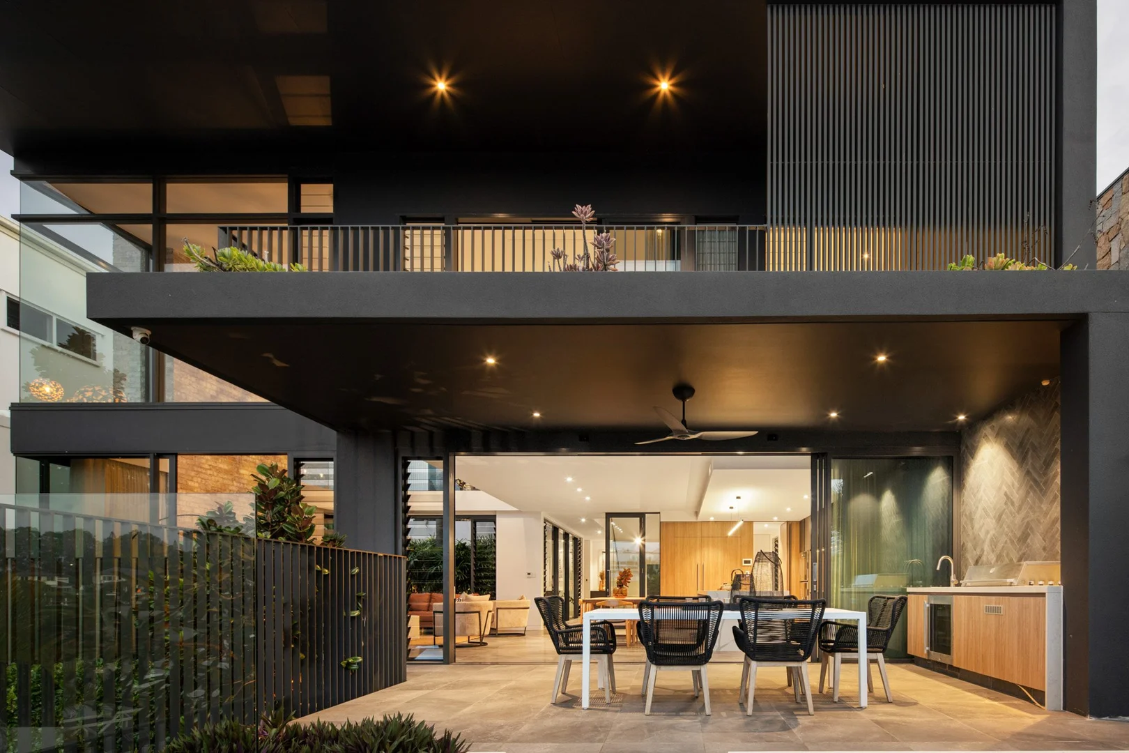 Additional image 35 of 12A Freyburg Street, Sorrento QLD 4217