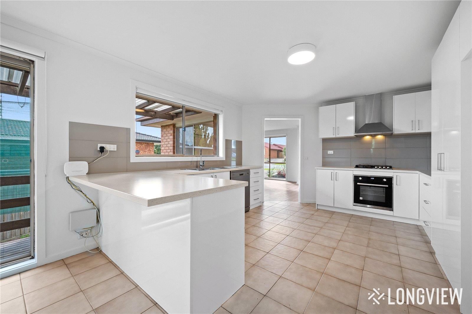 3 bedrooms House in 15 Centenary Drive MILL PARK VIC, 3082