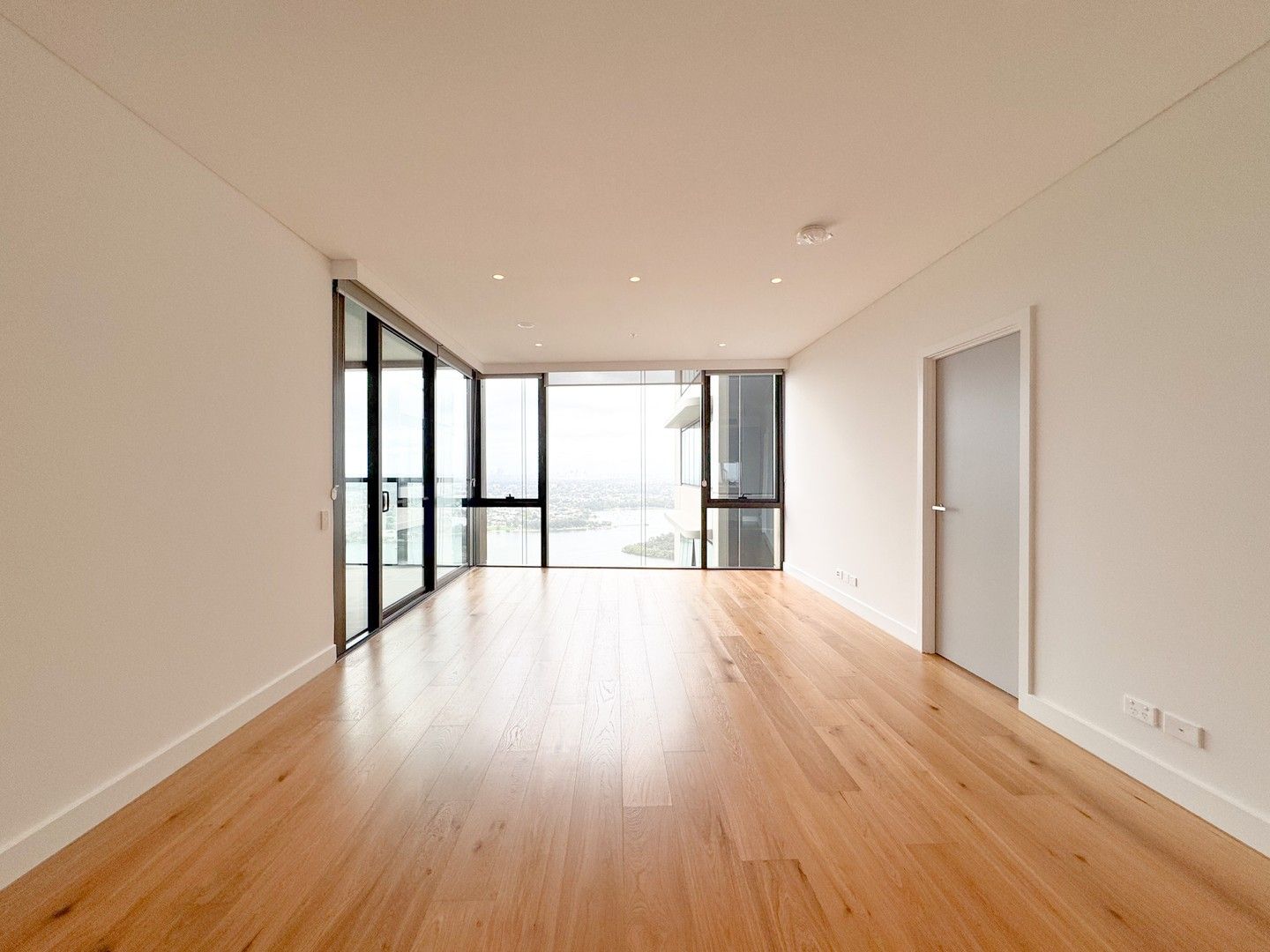 2 bedrooms Apartment / Unit / Flat in 4309/36 Walker Street RHODES NSW, 2138
