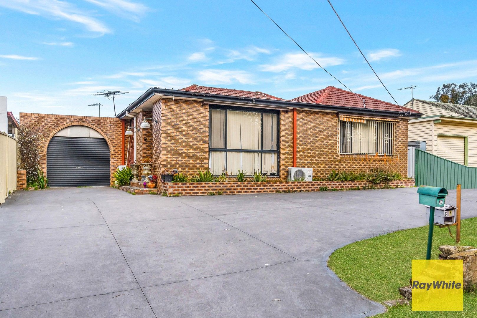 7 bedrooms House in 82 Liverpool Street LIVERPOOL NSW, 2170