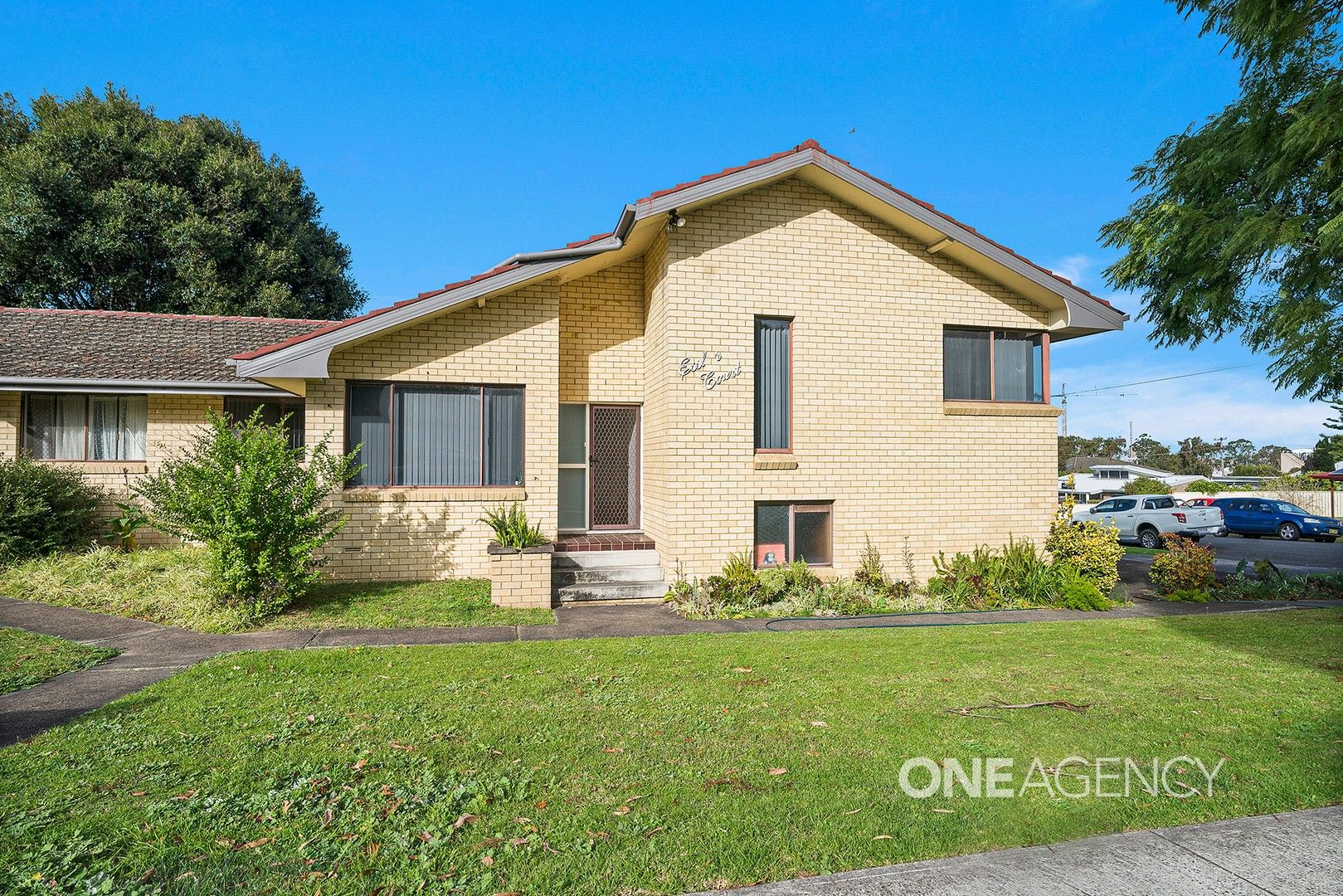 3 bedrooms Apartment / Unit / Flat in 1/16 Coomea BOMADERRY NSW, 2541