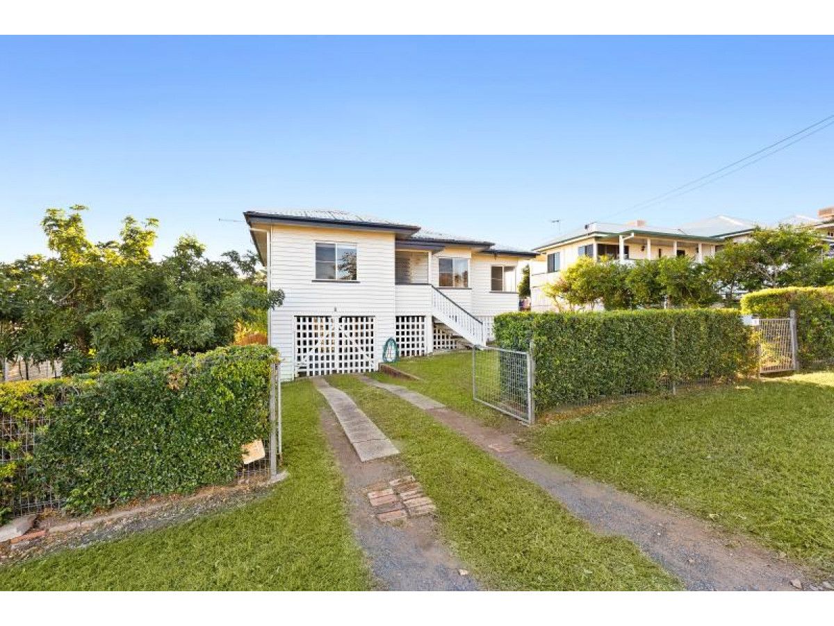 8 Cairns Street, The Range QLD 4700, Image 0