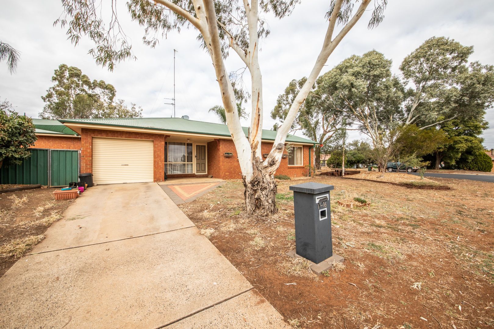 1 & 2/16 Furlong Street, Dubbo NSW 2830, Image 1