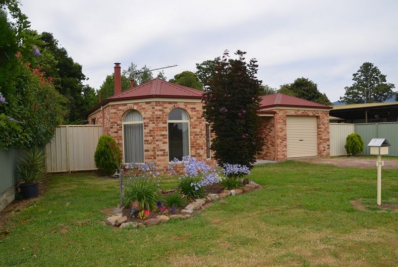 14 Valley Avenue, Mount Beauty Property History & Address Research