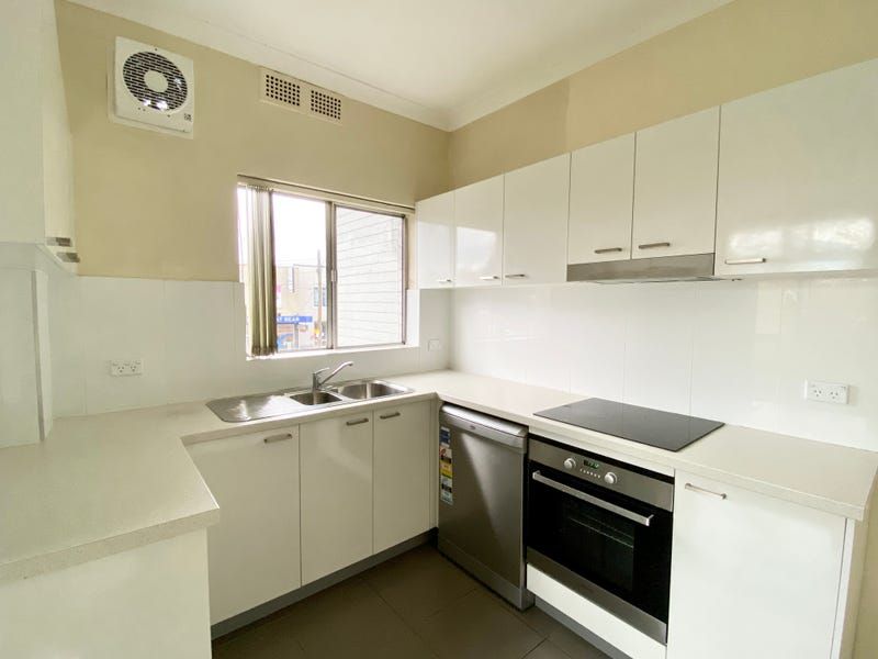 3 bedrooms Apartment / Unit / Flat in 3/1076 Pacific Highway PYMBLE NSW, 2073