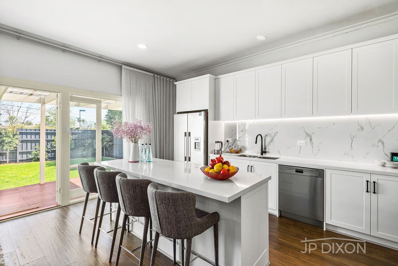 3 bedrooms House in 19 Montclair Avenue BRIGHTON VIC, 3186