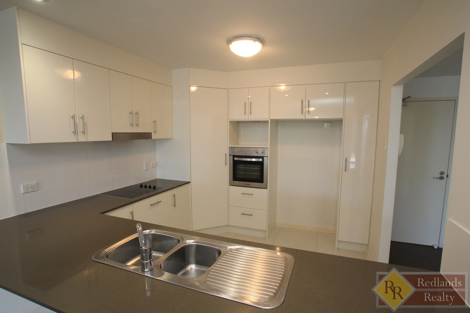 21/135 Shore Street West, Cleveland QLD 4163, Image 0