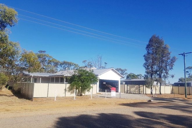 Picture of 31 PRYRE Street, COOMBERDALE WA 6512