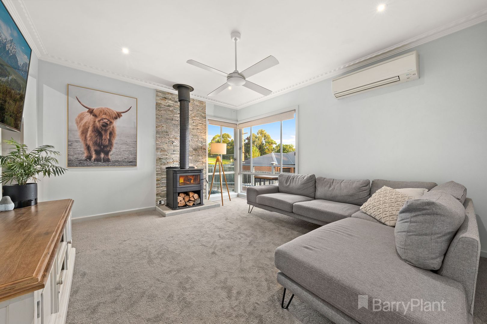 49 Hope Street, Bunyip VIC 3815, Image 2