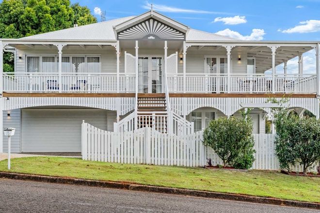 Picture of 15 Kingsview Drive, FLAXTON QLD 4560