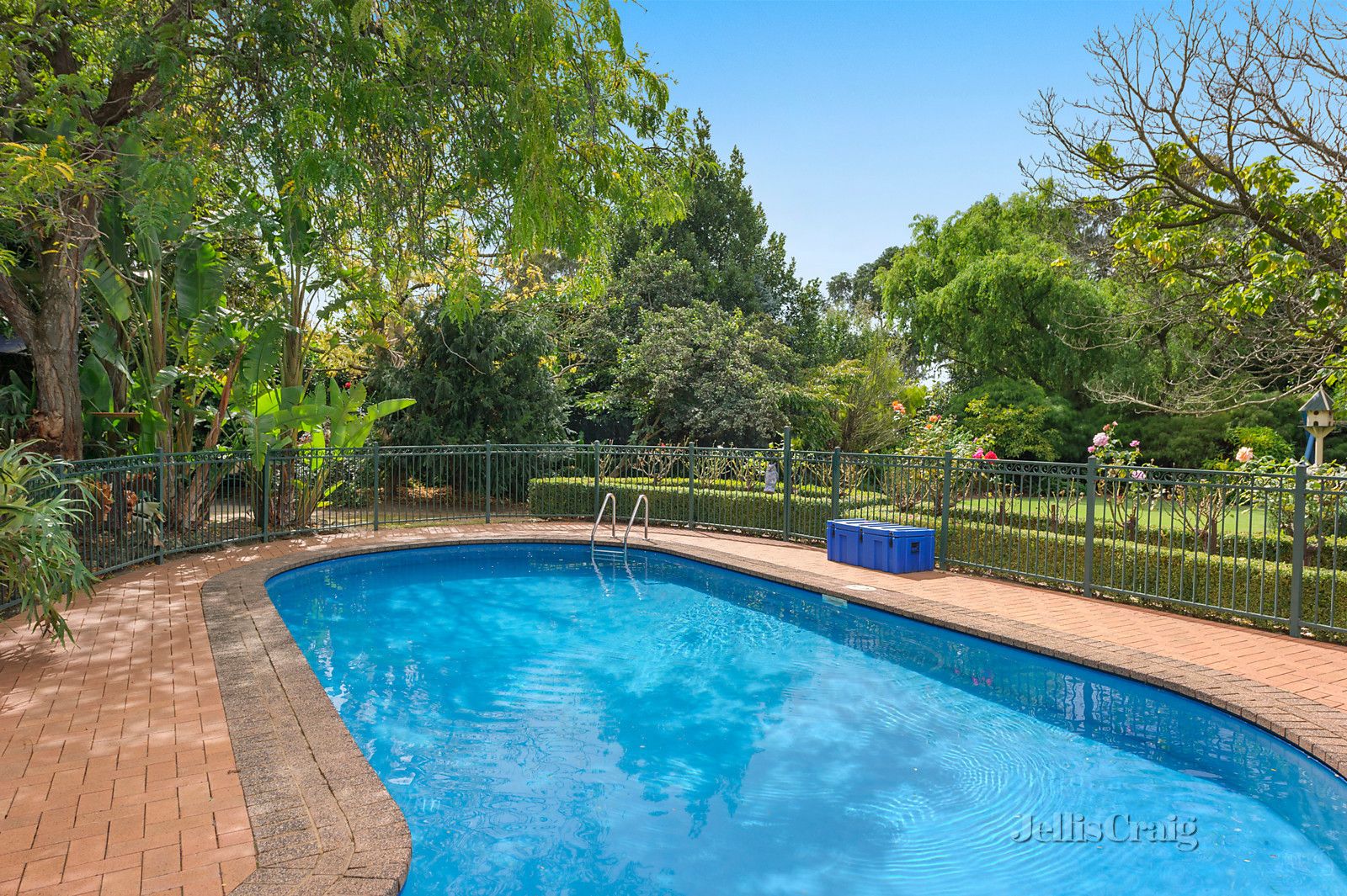 2-4 Knees Road, Park Orchards VIC 3114, Image 1