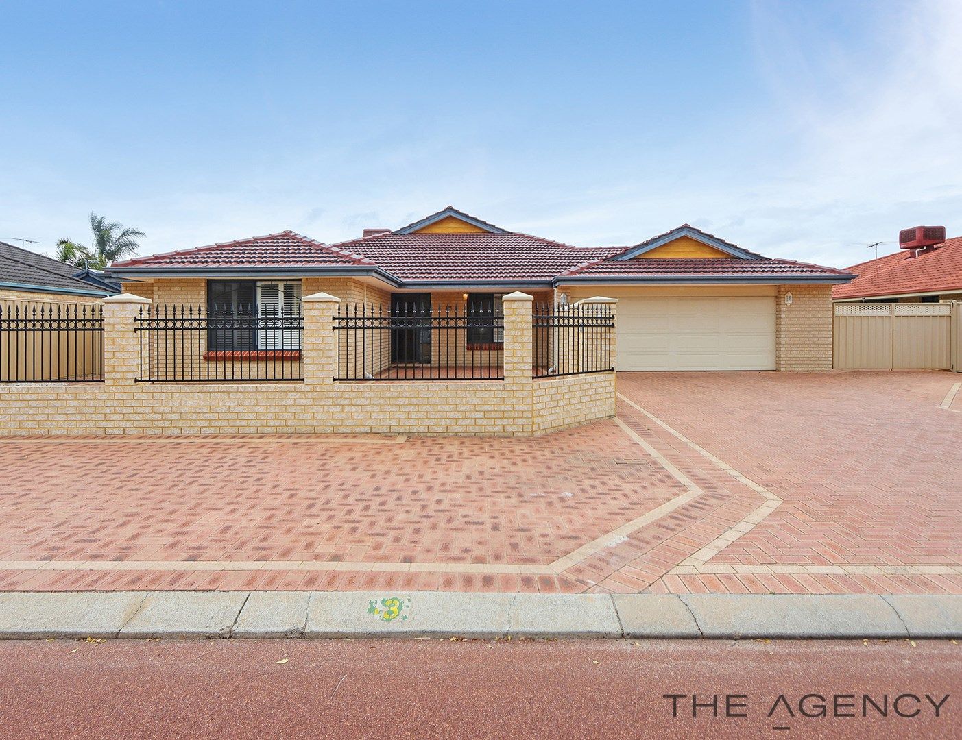 13 Vancouver Drive, Canning Vale WA 6155, Image 0