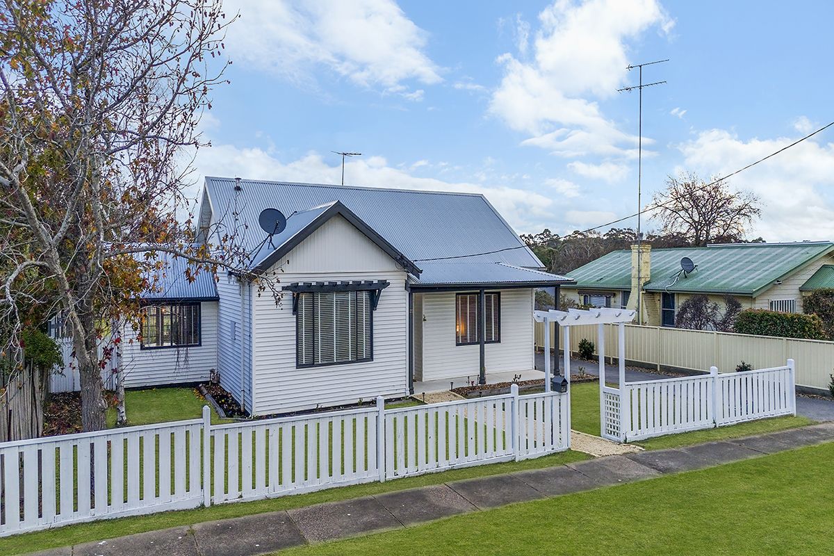 30 Moore Street, Hamilton VIC 3300, Image 1