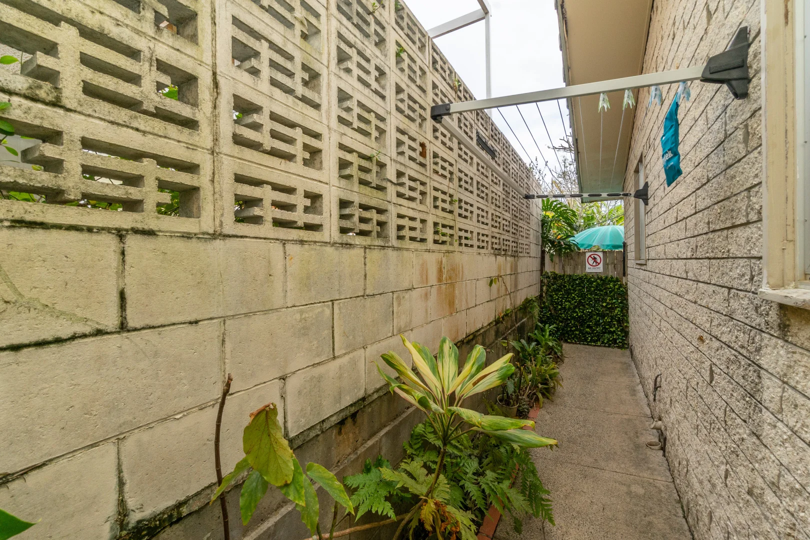 Additional image 9 of 48A Slatyer Avenue, Bundall QLD 4217