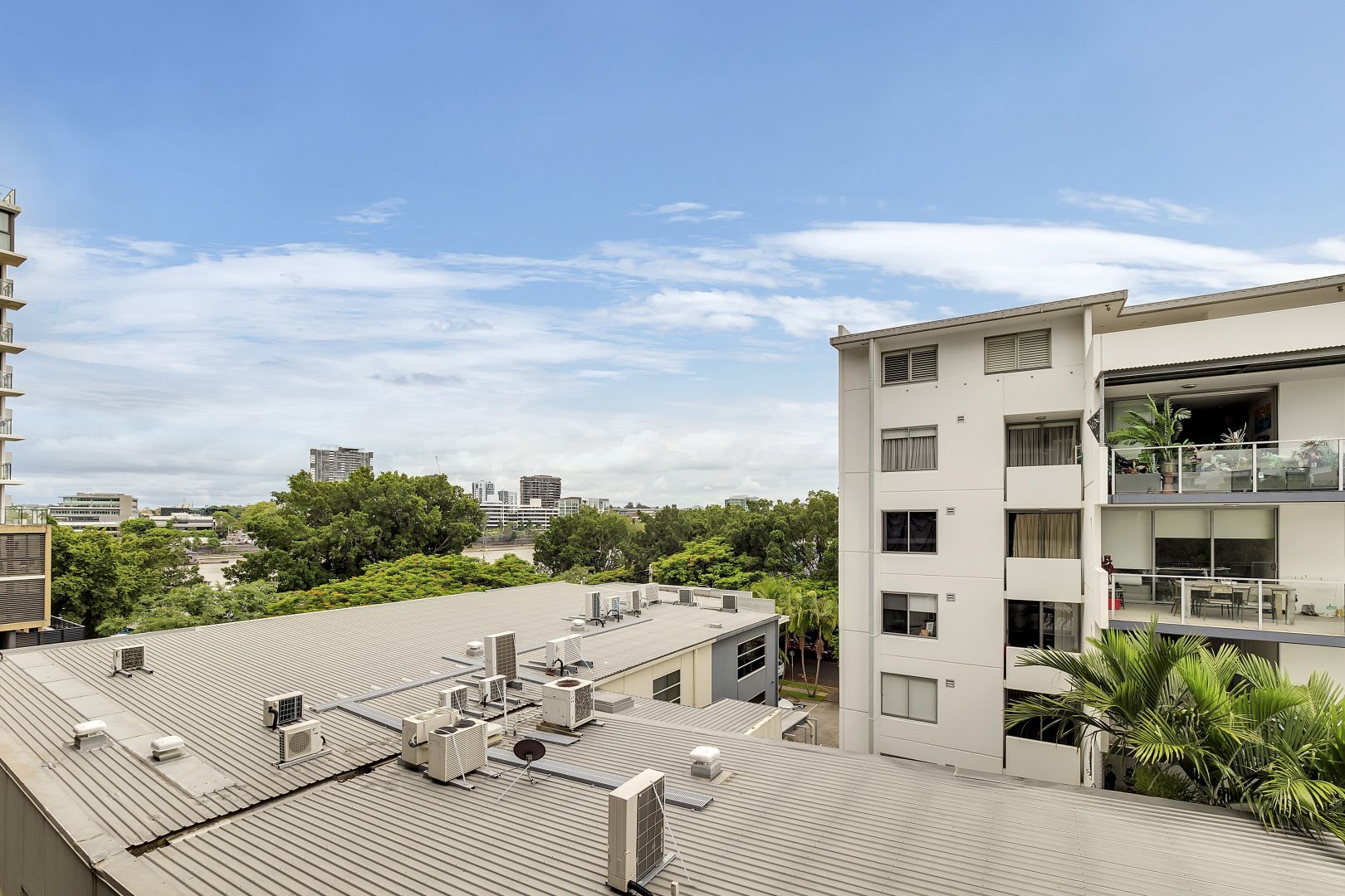 407/10 Buchanan Street, West End QLD 4101, Image 2