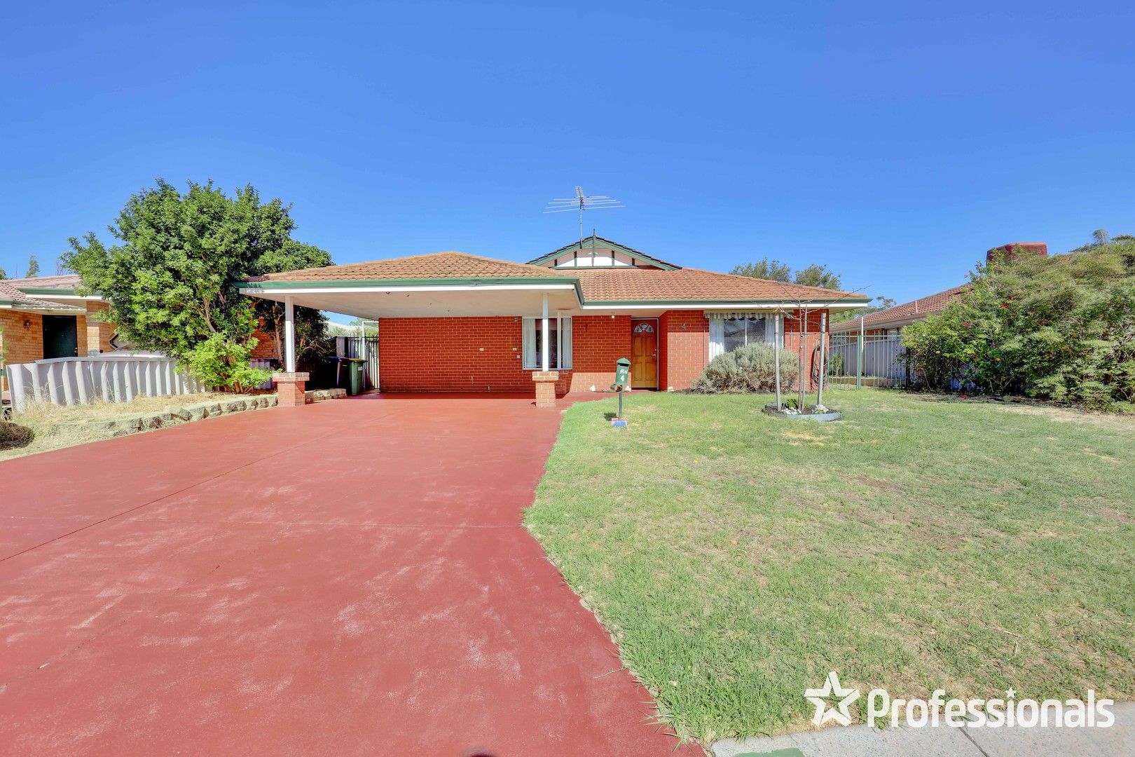 4 Ellamere Retreat, Maddington WA 6109, Image 0